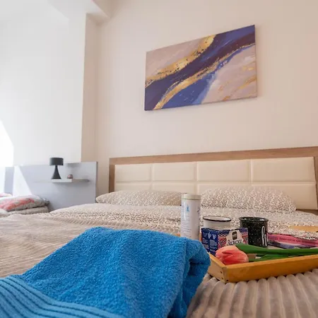 High-end Spacious Next To City Mall * Skopje